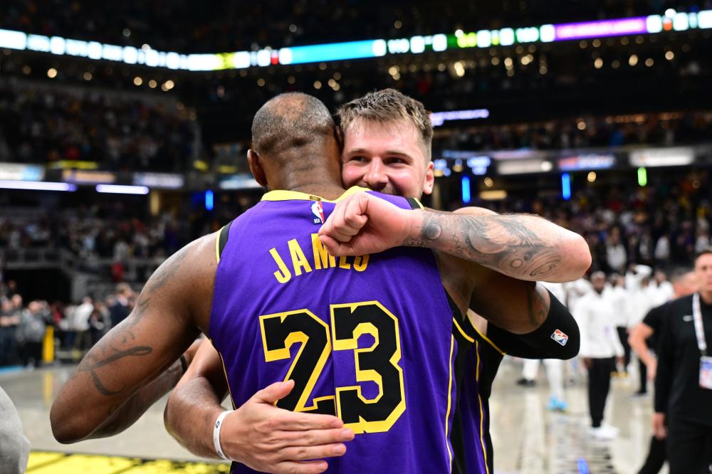 他的低位脚 他的低位脚