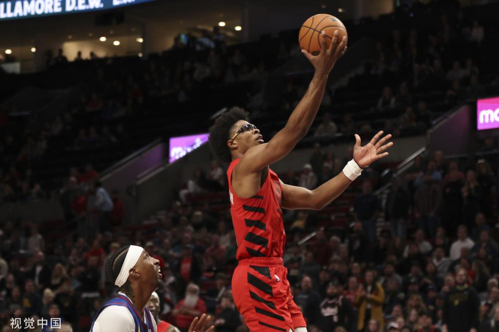 不仅增添了 不仅增添了